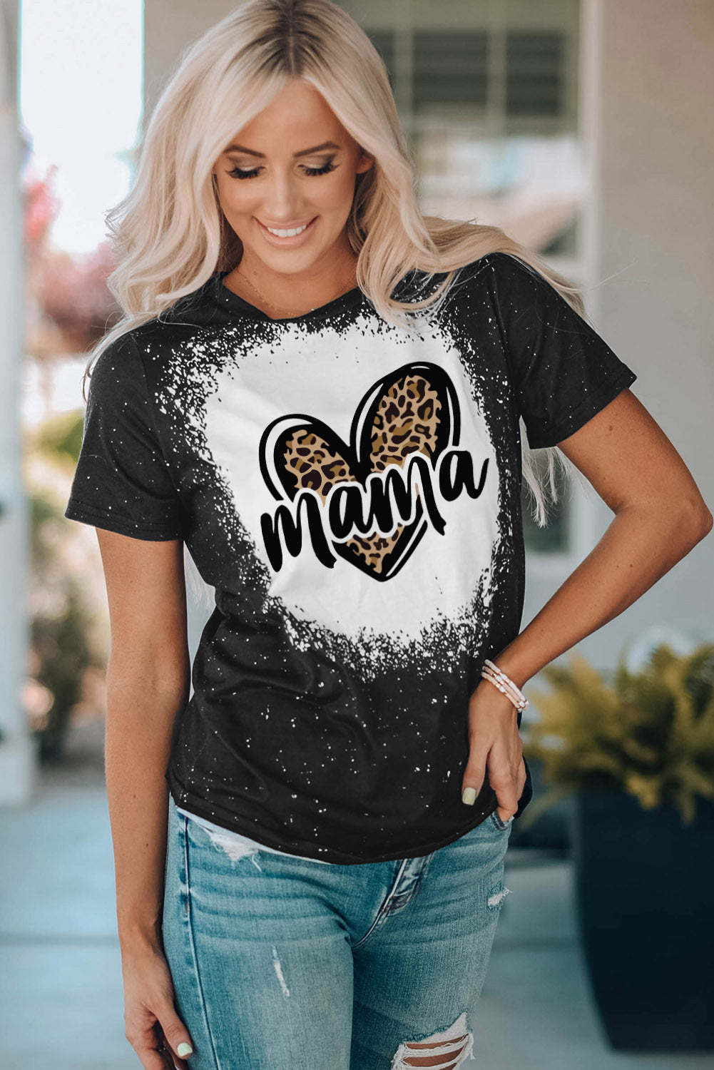 MAMA Leopard Heart Graphic Short Sleeve Tee