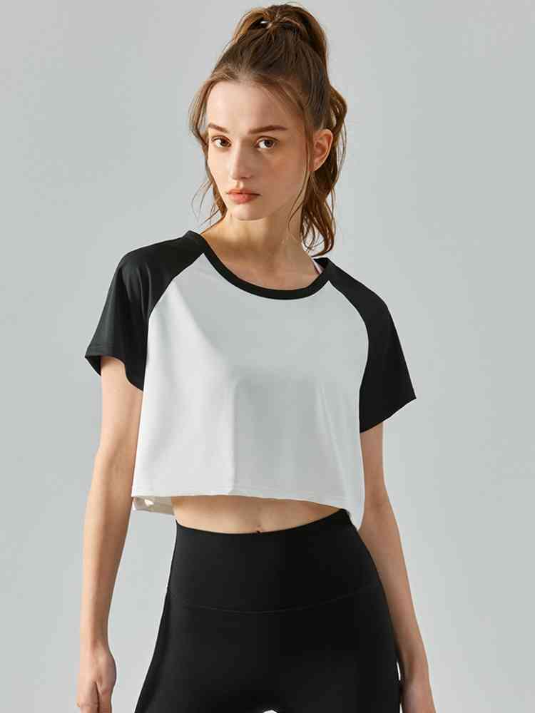 Round Neck Raglan Sleeve Cropped Sports Top