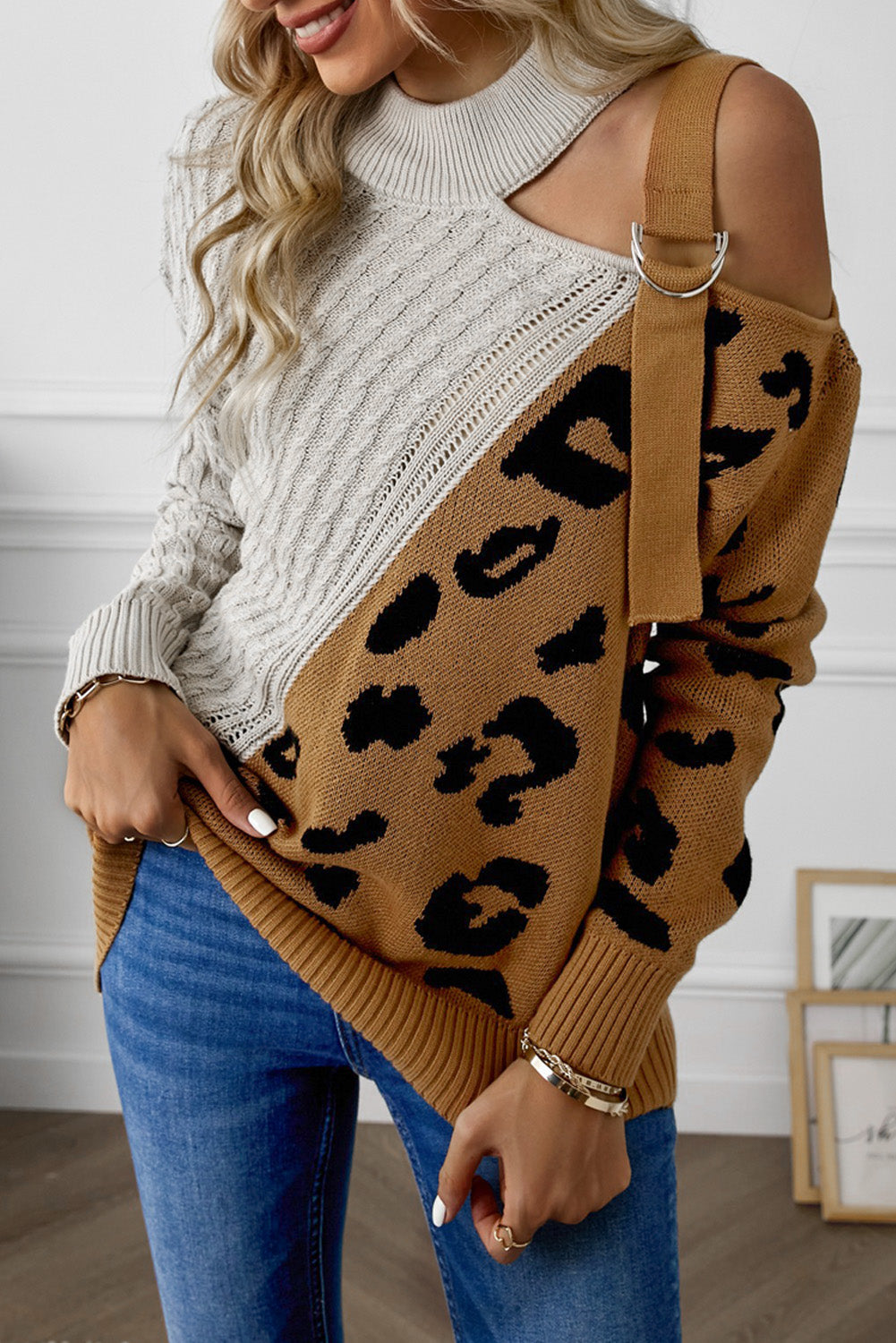 Leopard  Block Turtleneck Sweater