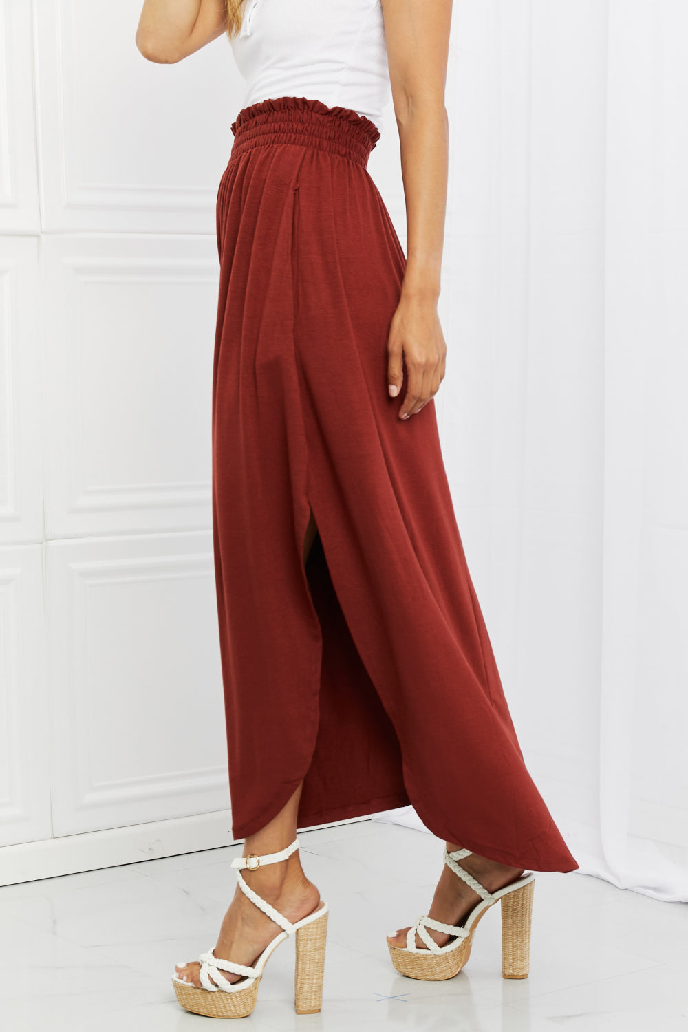 Zenana It's My Time Full Size Side Scoop Scrunch Skirt in Dark Rust