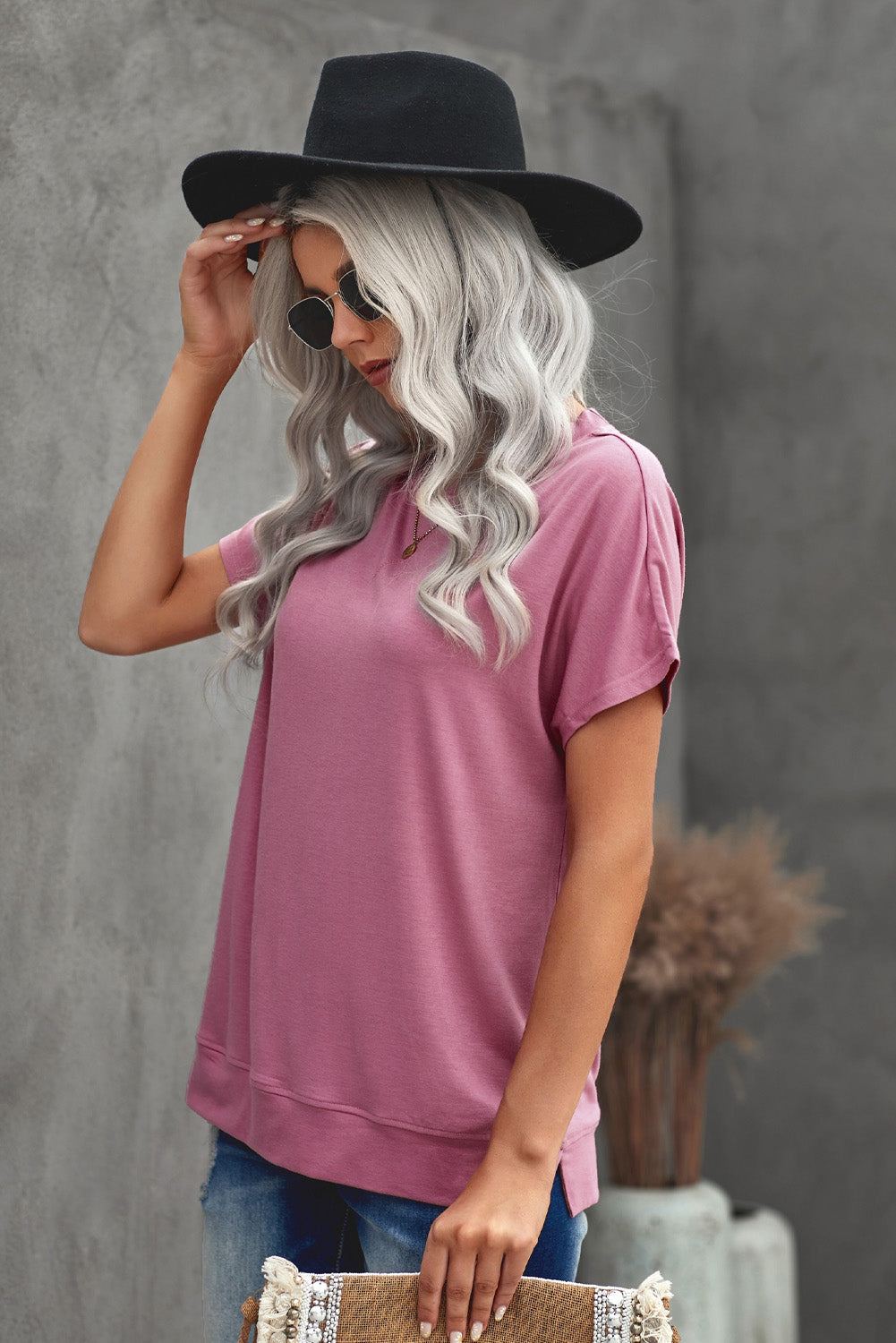 Round Neck Short Sleeve Solid Color Tee